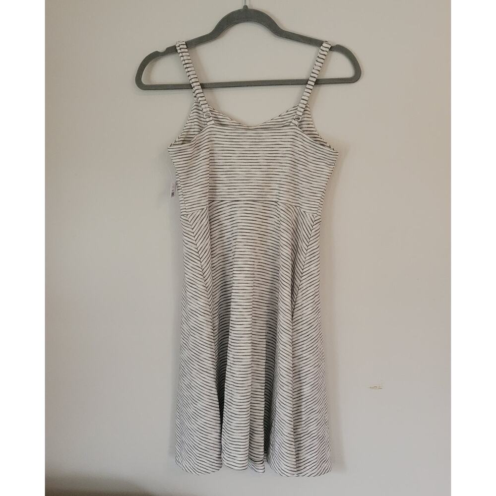 Old Navy Dress Casual Dress A-Line Striped Black and Off-White XS NWT - Picture 2 of 6